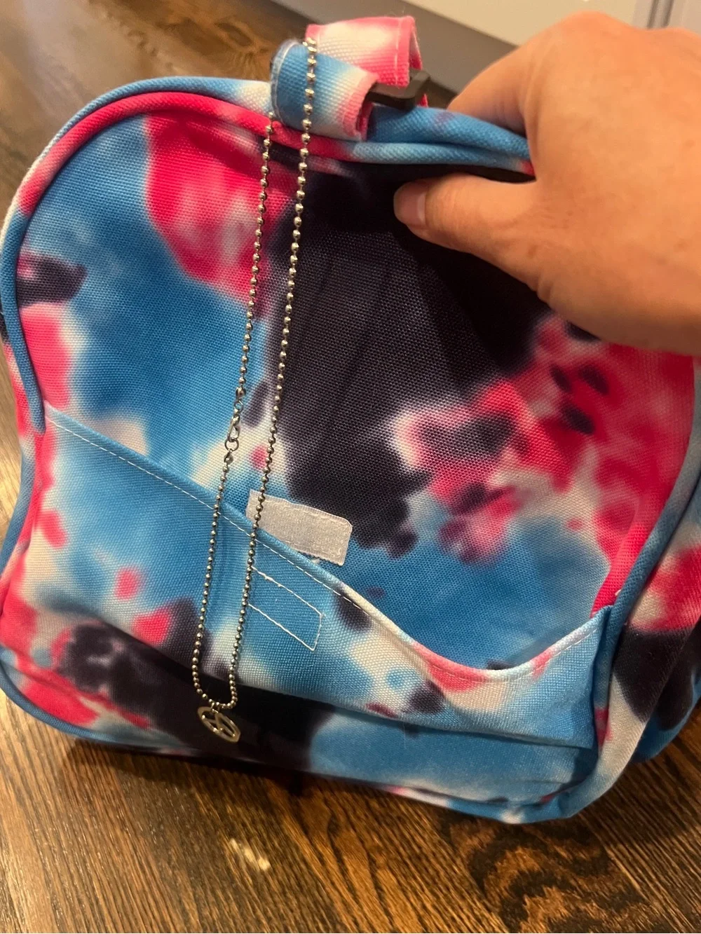 NWT Undee Bandz by Top Trenz Tie Dyed Duffle Bag Grommet Heart Pink Blue Navy